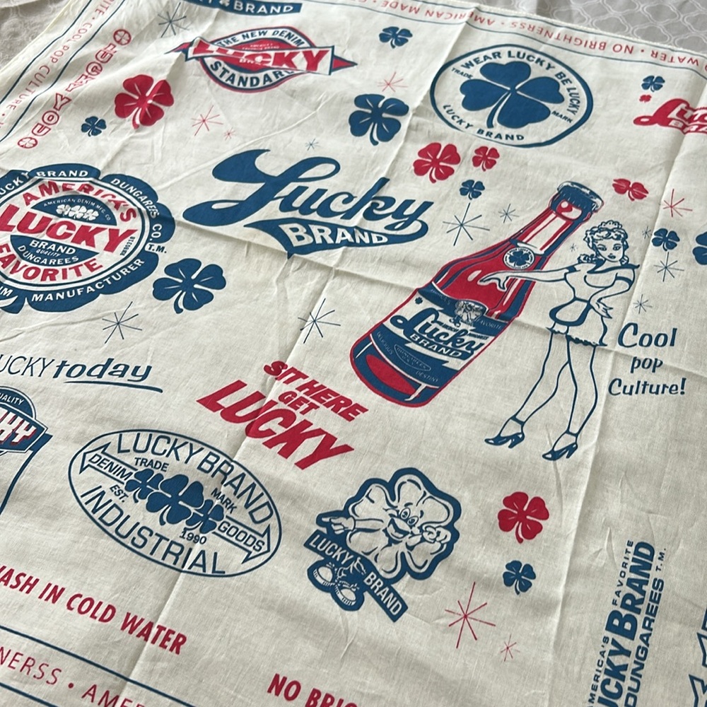 Lucky Brand Graphic Bandana - Picture 2 of 2